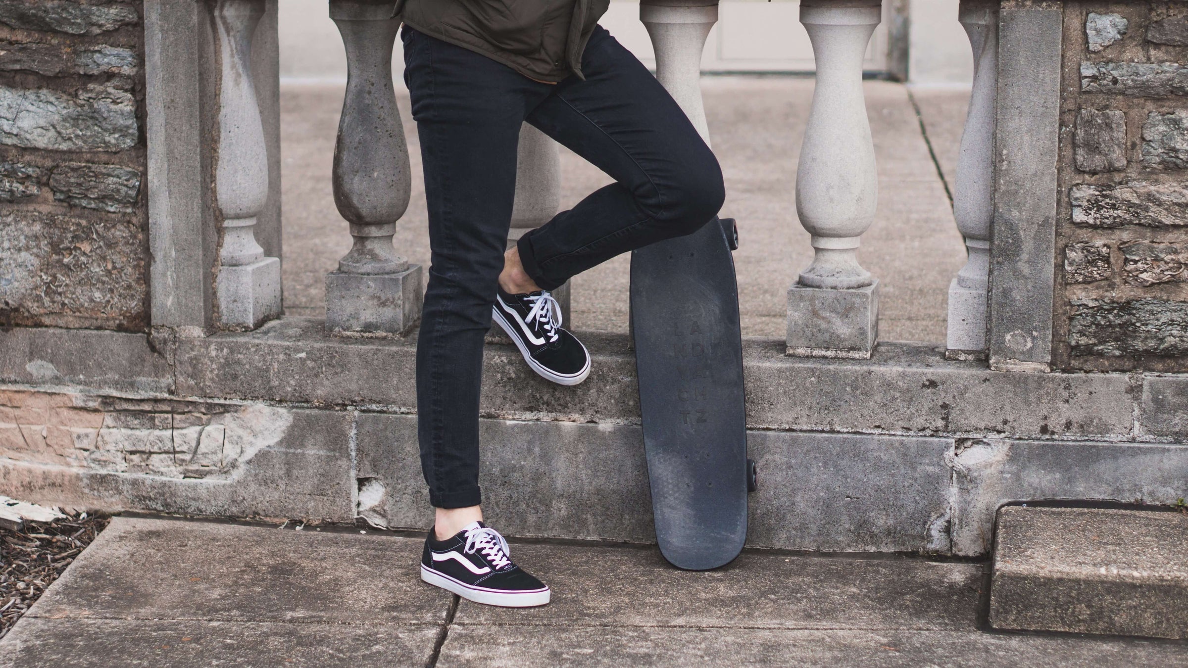 Black vans outlet Clearance