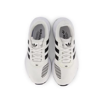 Swift Run Rf Ftwr White/core Black/ftwr Whi