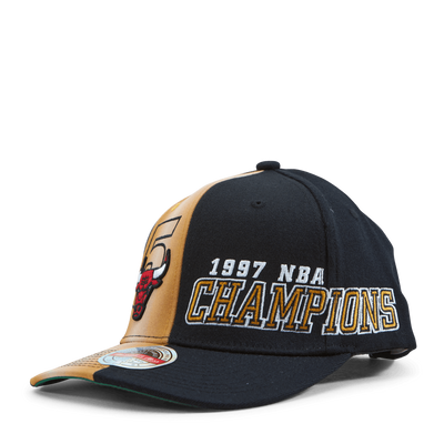 Bulls 1997 Champs Stretch Snapback