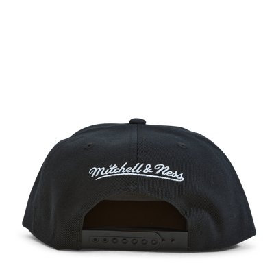 Cavaliers Champs Snapback 16 HWC