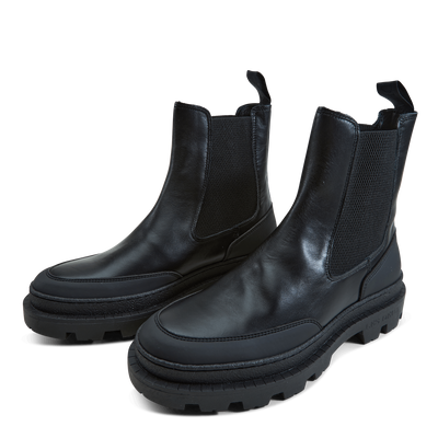 Tanner Leather Chealsea Boot Black