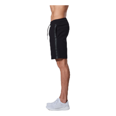 Capture Tech Shorts Black