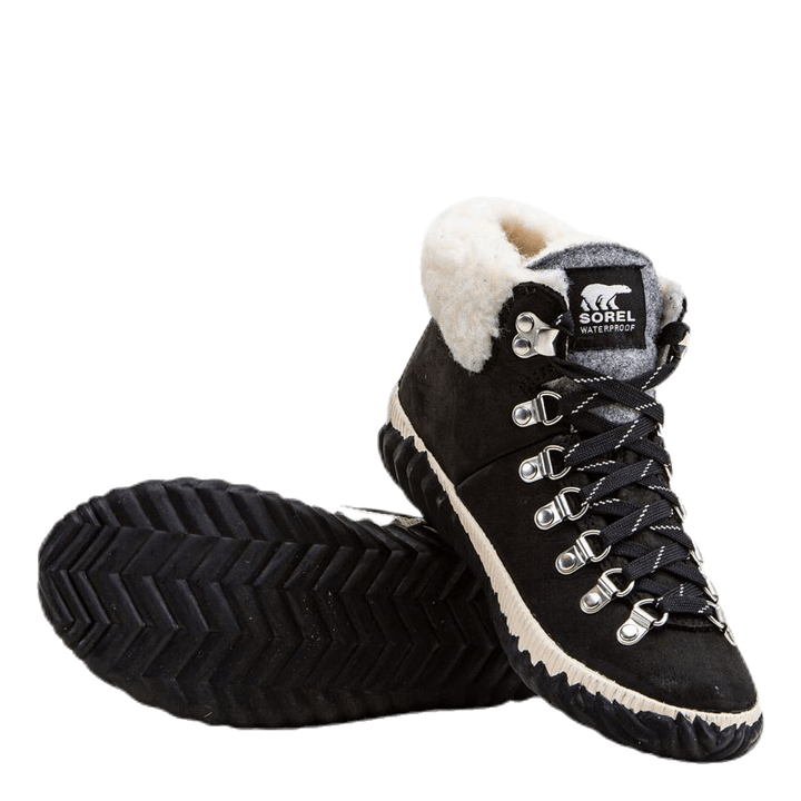 Sorel Out 'N About Plus Black 7 B (M)　並行輸入品 Sorel Women\u0027s Out \u0027N About Plus Waterproof Low-Top Sneakers